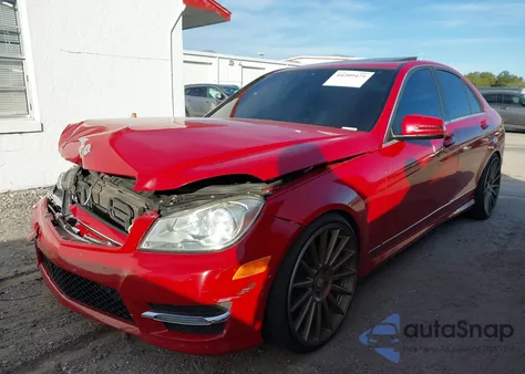 2012 Mercedes-Benz C 250 Sport from USA, damaged, VIN WDDGF4HB9CA637578